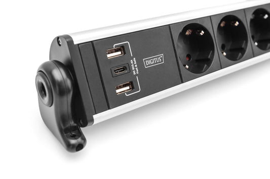 DIGITUS Presa multipla Office a 6 posti con 3 porte USB