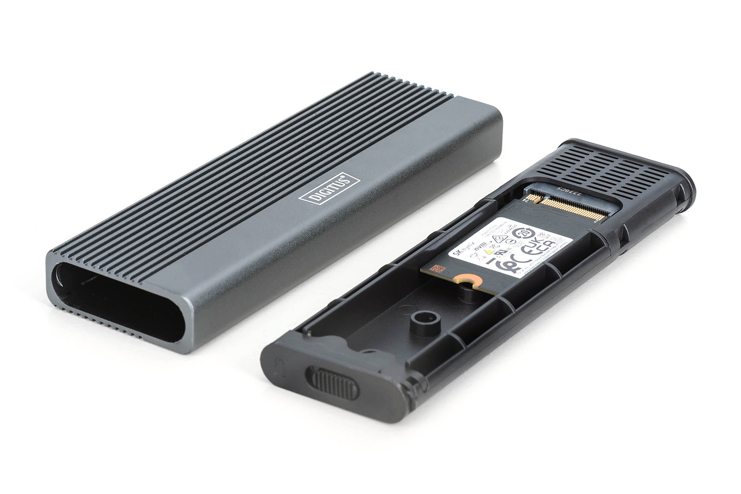DIGITUS Alloggiamento per disco rigido USB M.2, SSD, esterno, NVMe + SATA, 10 Gbps (NVMe) 6 Gbps (SATA), USB3.1 Gen2, alluminio, senza attrezzi