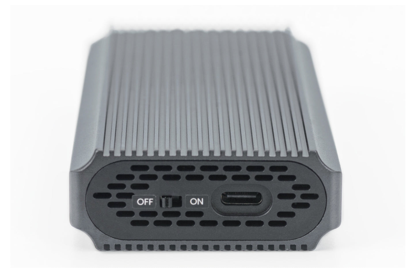 DIGITUS Alloggiamento per disco rigido USB M.2, SSD, esterno, NVMe, 40Gbps, USB 4.0, alluminio, senza attrezzi