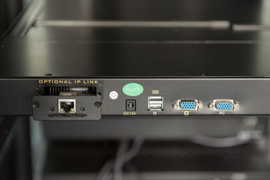 Console KVM modulare HD LCD con TFT da 19", connessione KVM VGA a 1 porta, touchpad, layout tastiera italiana