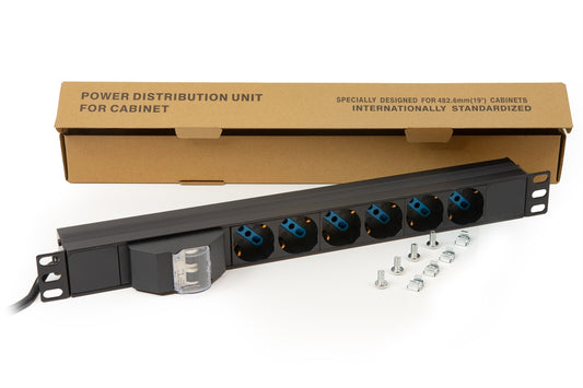 MULTIPRESA ALIMENTAZIONE PER RACK 19" CON 6 PRESE UNIVERSALI TRIPOLARI/SCHUKO MAGNETOTERMICA