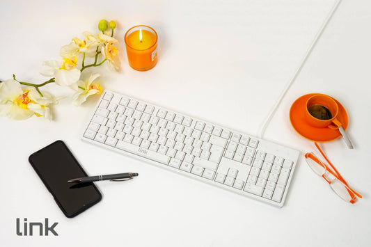 TASTIERA ITALIANA 105 TASTI COLORE BIANCO CONNETTORE USB