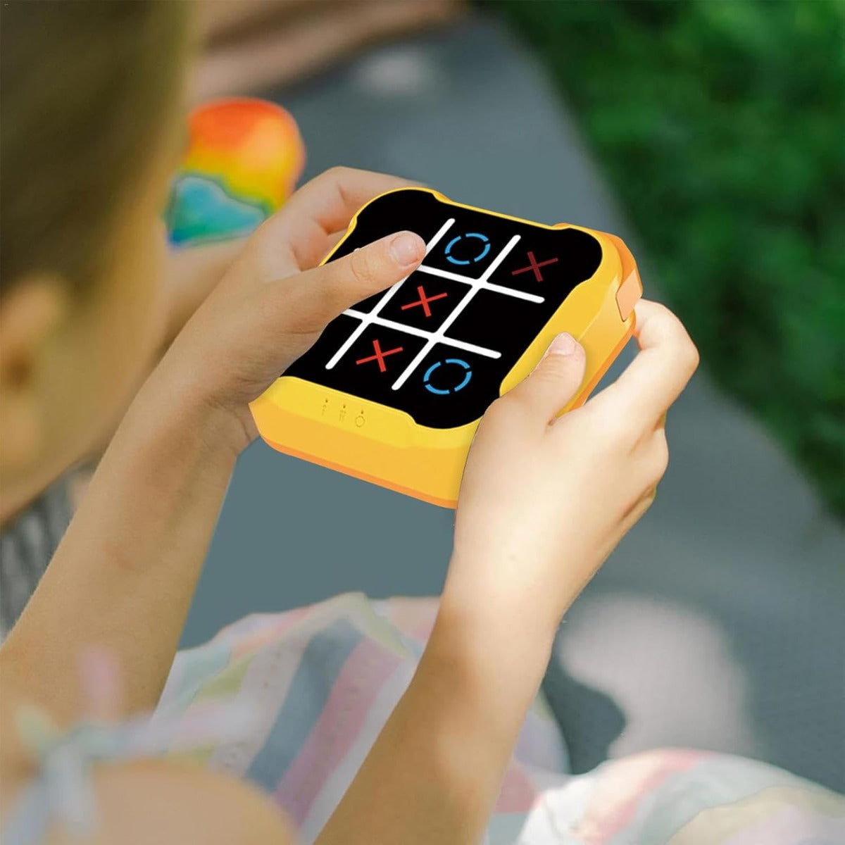 Gioco Elettronico Tic-Tac-Toe Portatile – Tris 3 in 1 con 9 Livelli di Difficoltà