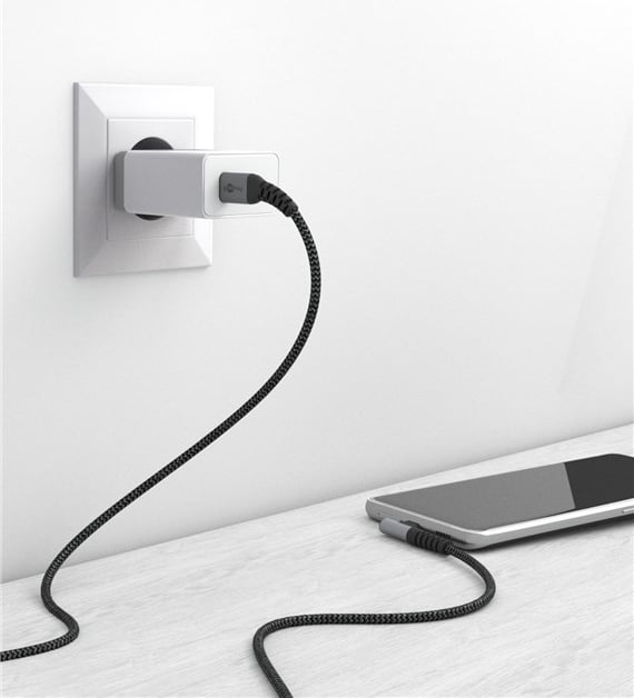 Cavo USB-C Maschio Angolato a USB-C Dritto 0,5m