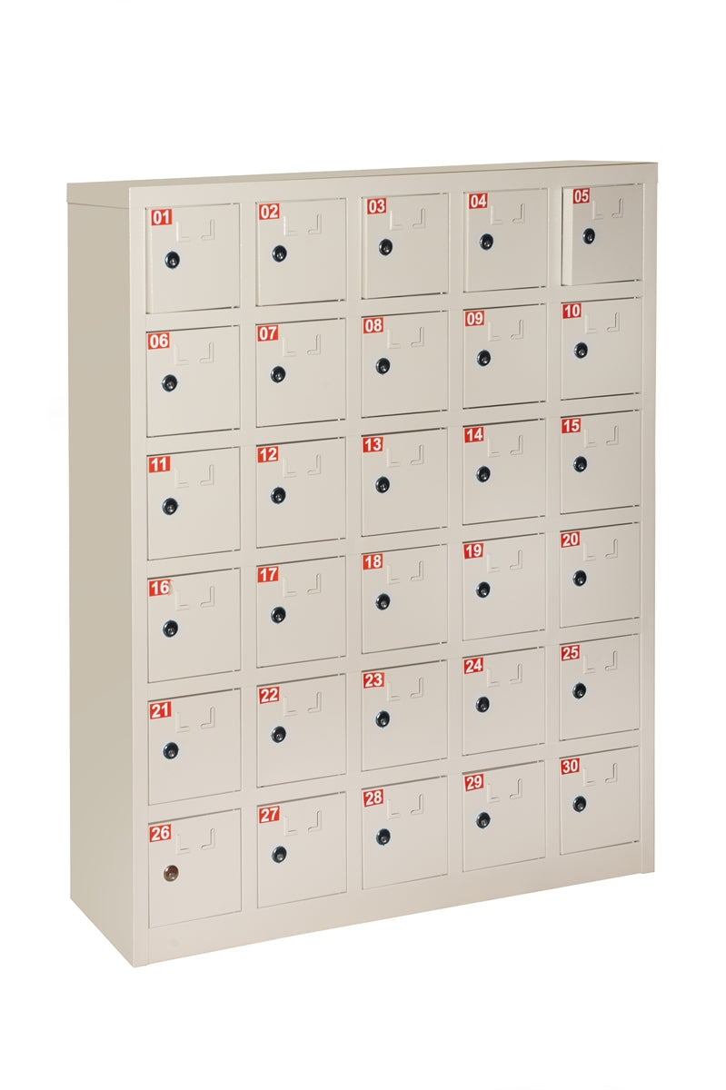 BOX 30 ALLOGGIAMENTI IN METALLO CON CHIUSURA CHIAVE, MISURE 110.5X23X90