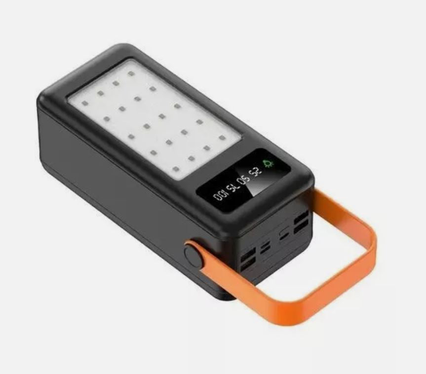 Power Bank Universale 60.000 mAh con Ricarica Veloce, 4 Porte USB, Torcia LED e Faro con 20 LED